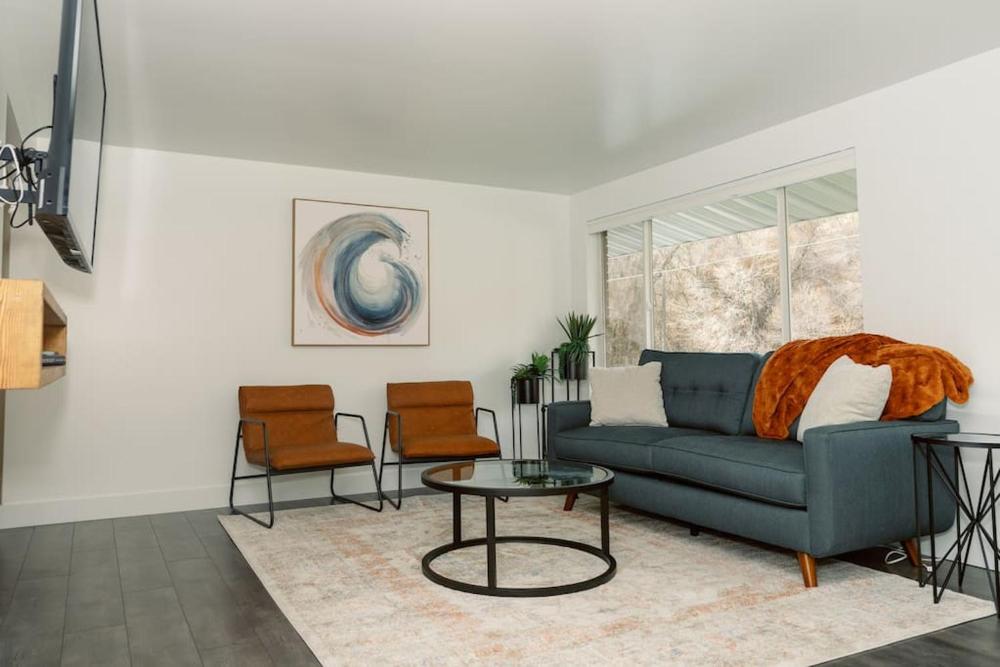Cheerful 3 Bedroom near USU - Inspiring Memories